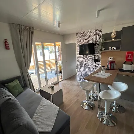 Mobile La Vida Camping *