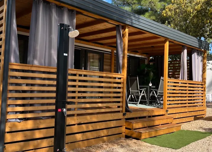 אתר קמפינג Mobile La Vida